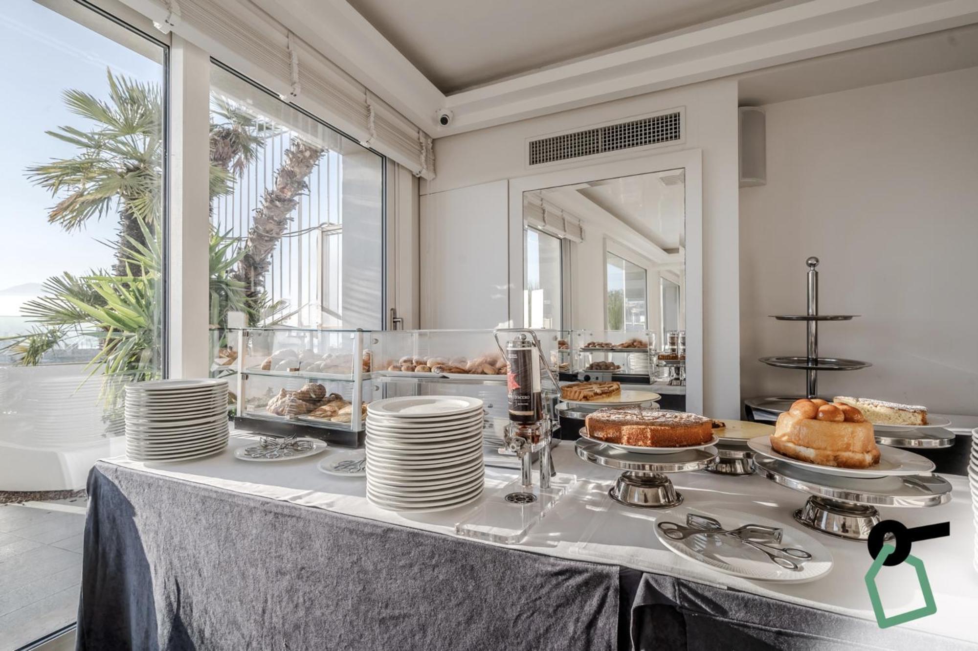 Hotiday Collection - Diaz 4* Naples