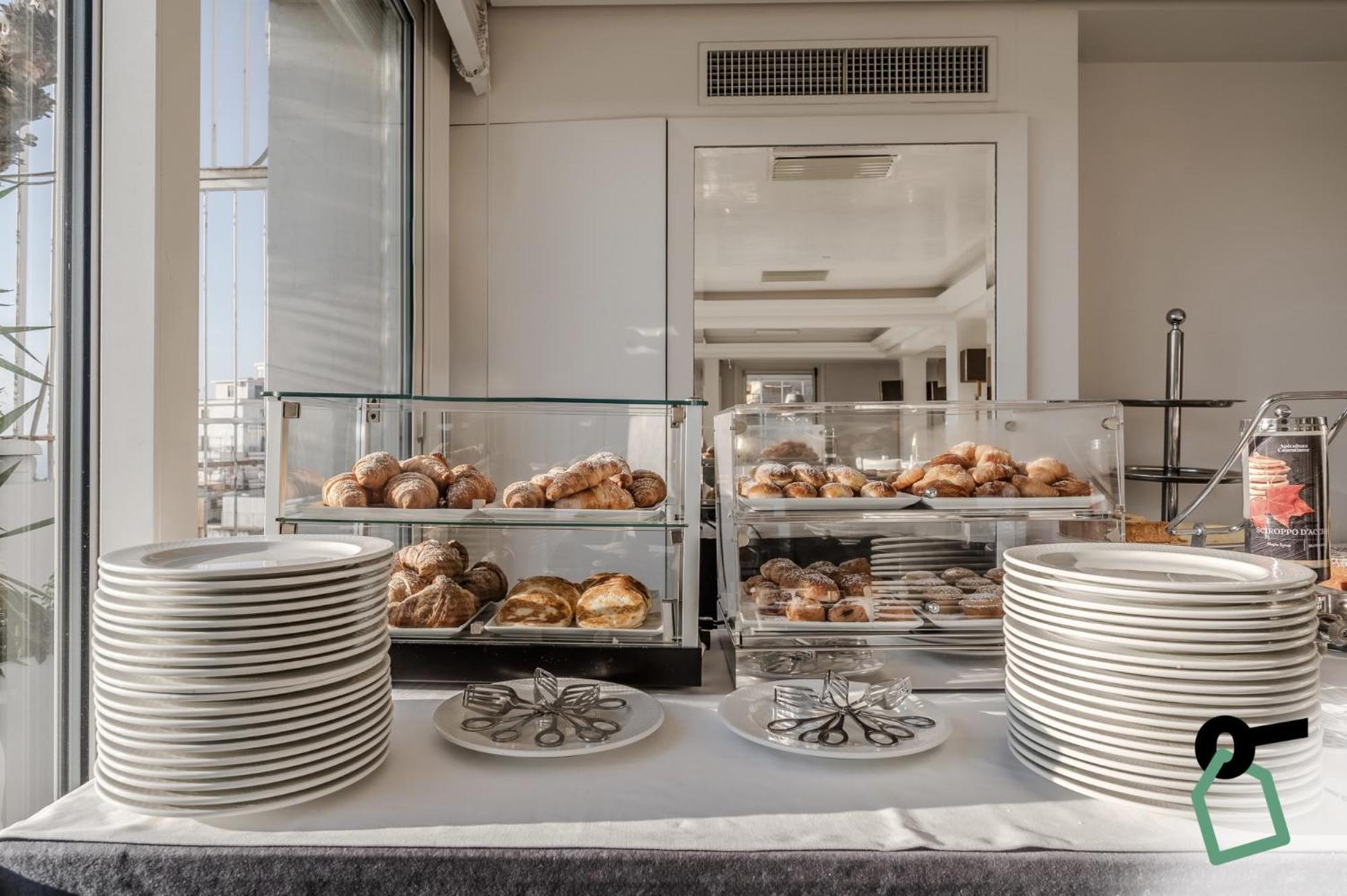 Hotiday Collection - Diaz Hotel 4*