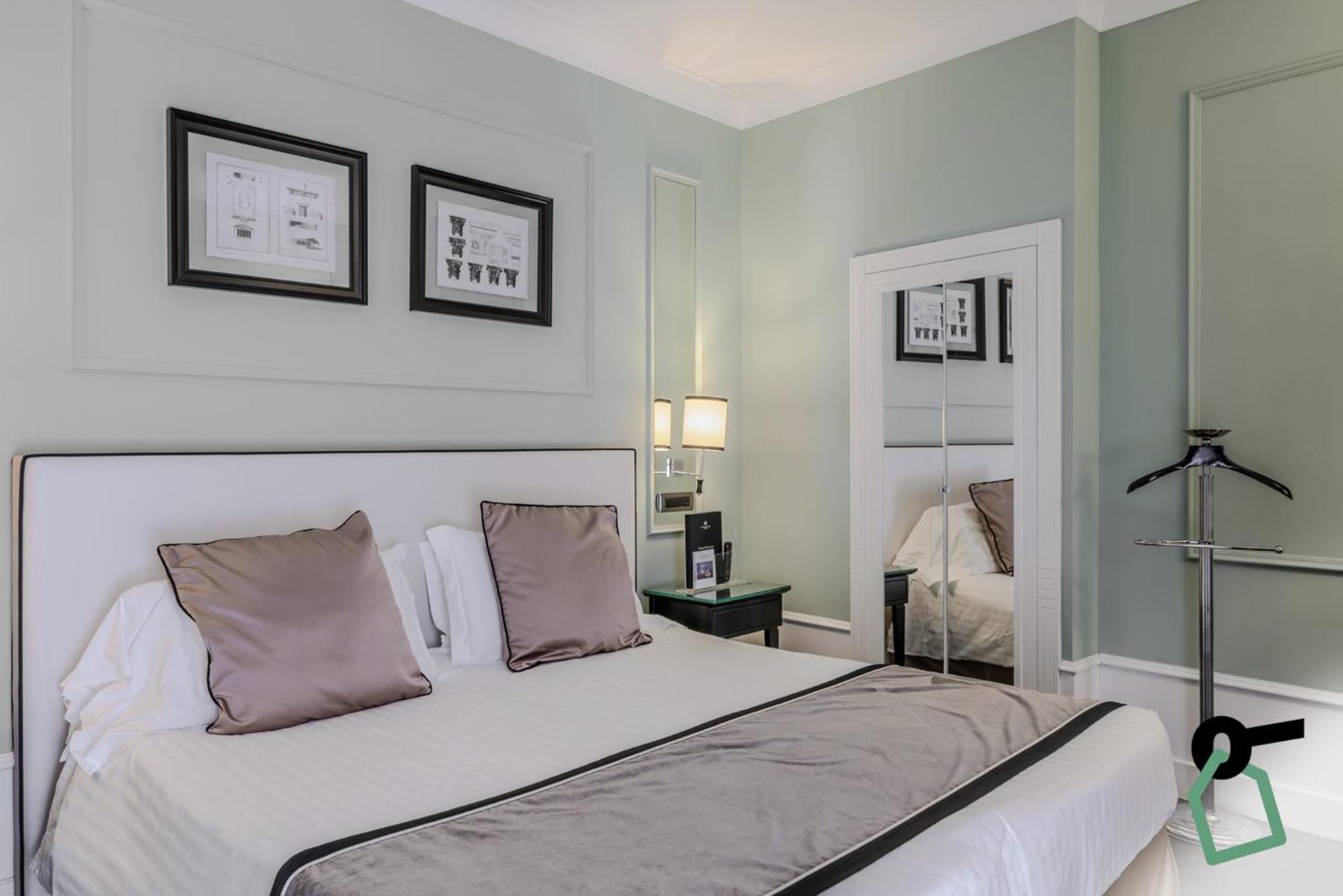 Hotiday Collection - Diaz 4* Naples